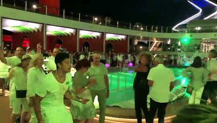 Cruise party dancing