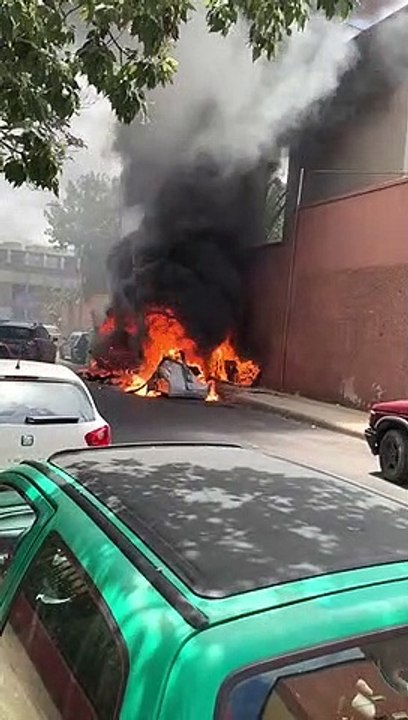 Incendio en la calle Azorín, en Santa Cruz de Tenerife