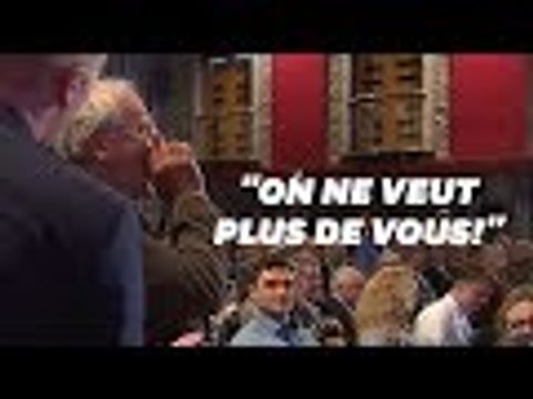 Démissionnez! Theresa May huée devant son propre parti