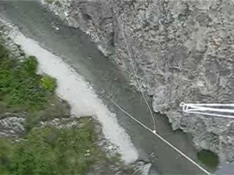 Nevis Highwire 134m Bungy jump Queenstown Dams