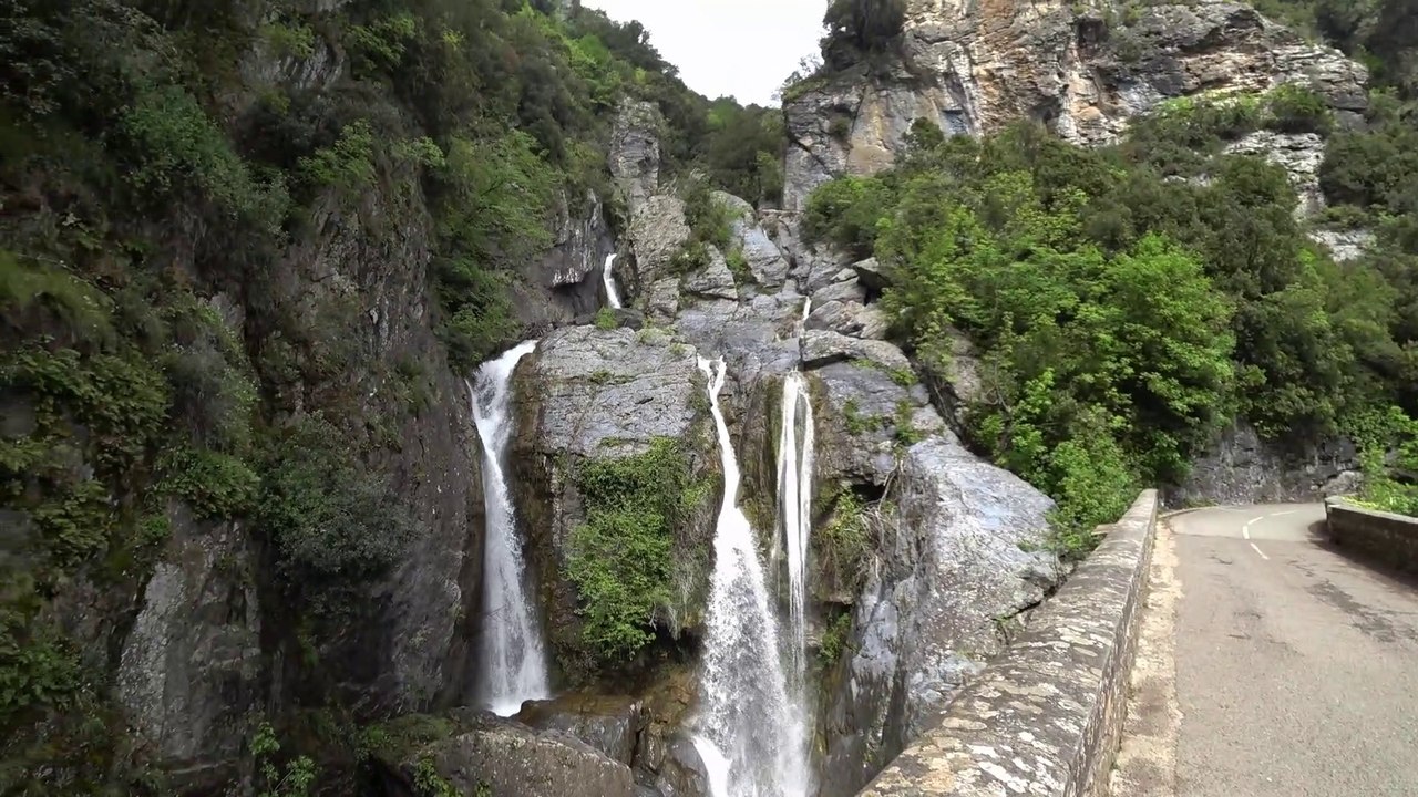 Cascade De L'Ucelluline en Corse