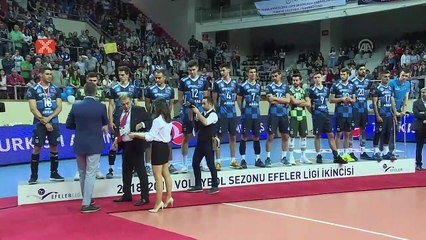 Fenerbahçe şampiyonluk kupasını aldı
