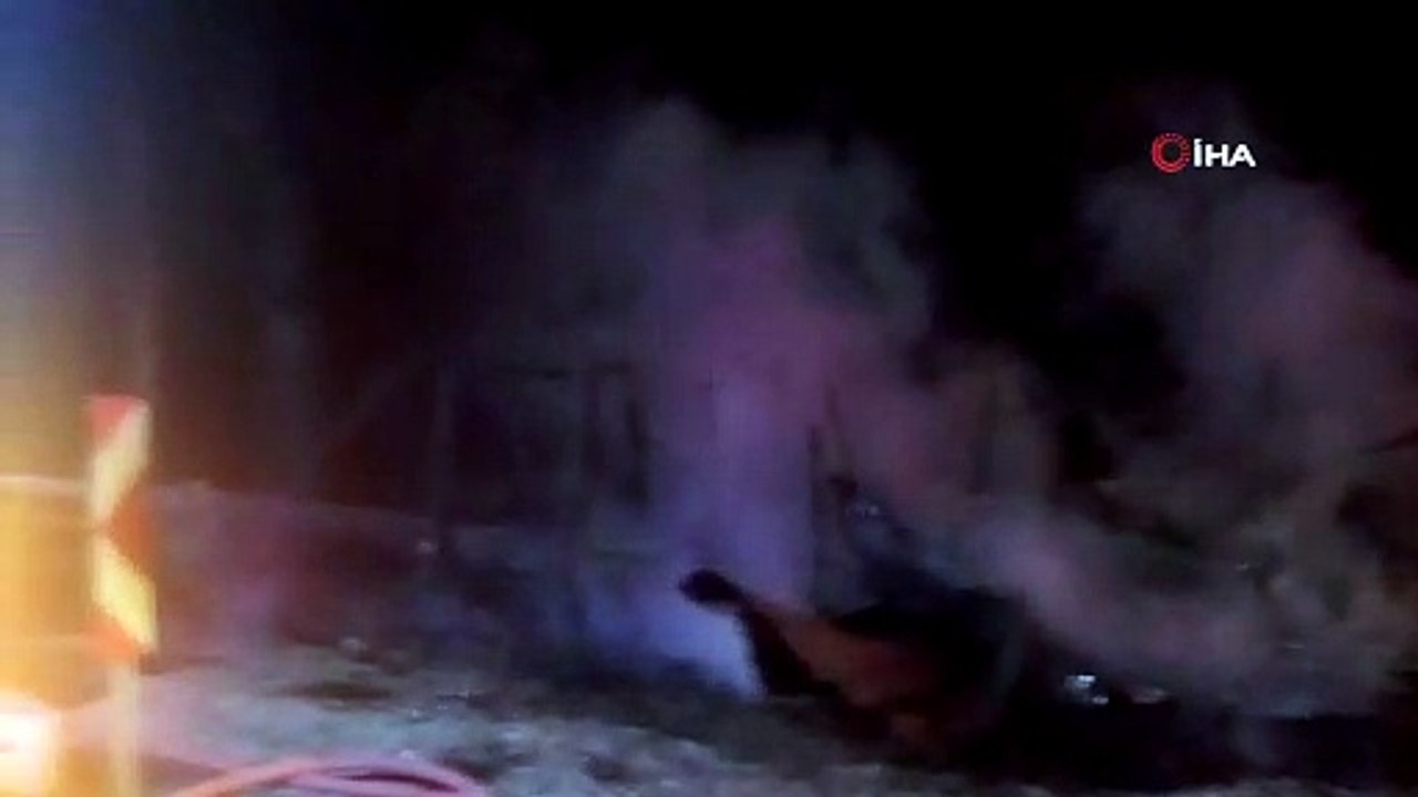 Isınmak için yakılan ateş, manav dükkanını küle çevirdi