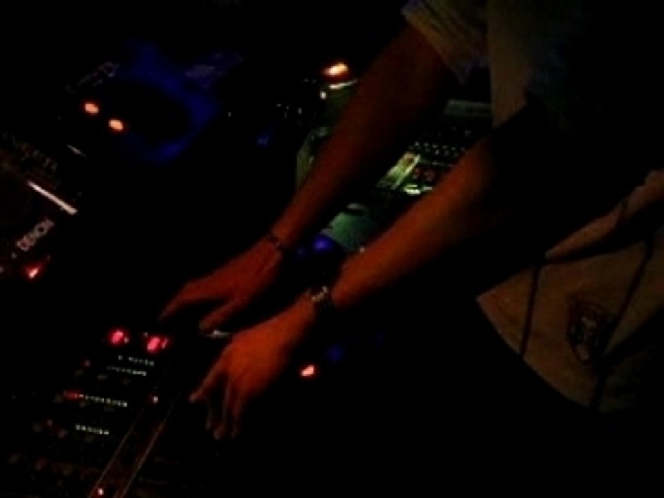 DJFRED1
