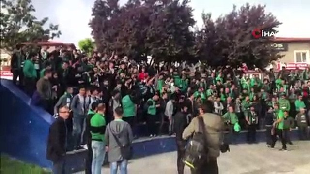 Taraftarlar Denizlispor’u zorlu Gençlerbirliği virajında yalnız bırakmadı