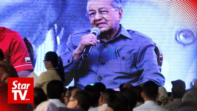 Dr M: Some civil servants want Pakatan to fall for fighting corruption