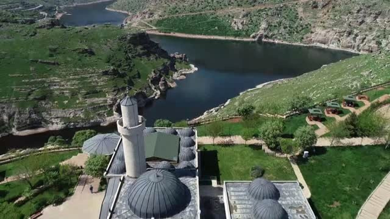 Huzur ve Bereket Ayı Ramazan - Türkiye'nin "Simge" Camileri Ramazana Hazır - Diyarbakır