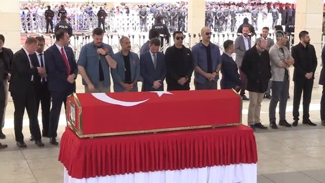 Şehit Yüzbaşı Celalettin Özdemir Son Yolculuğuna Uğurlandı (2)