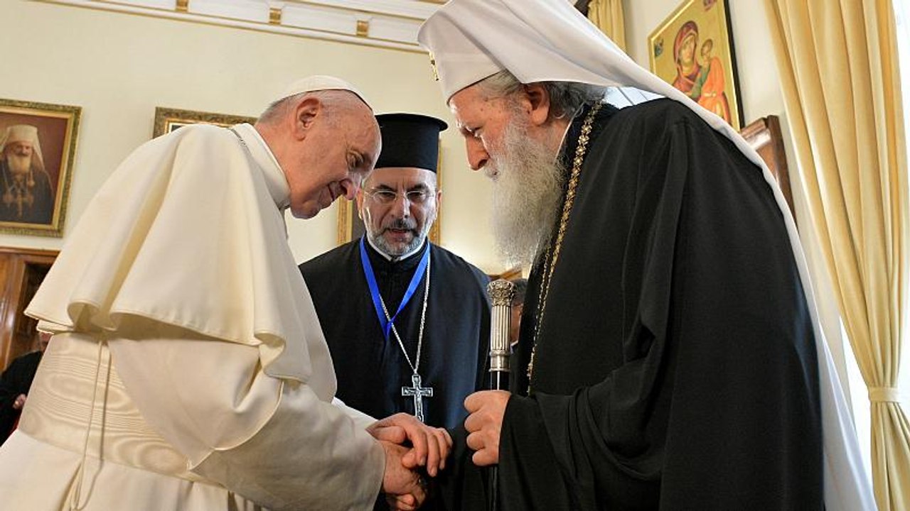 Papst Franziskus: 'Verschließt nicht eure Herzen!'