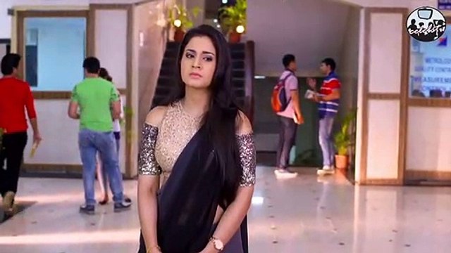 Beautiful TV Actress Aditi Rathore aka Avni Hot Navel in Saree