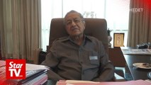 Dr M advises Muslims on the importance of self-restraint during fasting month