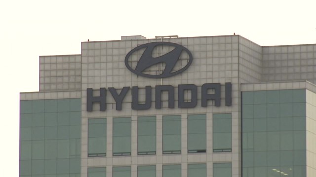 현대차 '엔진결함 은폐 의혹' 前 부사장 소환...'윗선 수사' / YTN