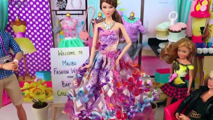 Barbie Girl Fashion Show with Baby Doll Clothes Dress!