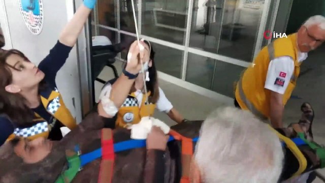 Karnına Saplanan Zıpkınla Hastaneye Kaldırıldı