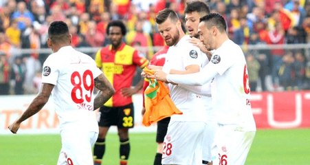 İzmir'de Duygu Dolu Anlar! Josef Sural Unutulmadı