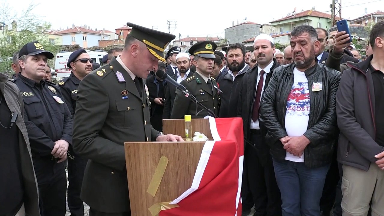 Şehit Er Servet Akkuş, son yolculuğuna uğurlandı (1) - AFYONKARAHİSAR