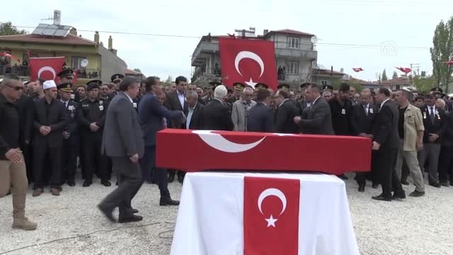 Şehit Er Servet Akkuş, Son Yolculuğuna Uğurlandı (1)