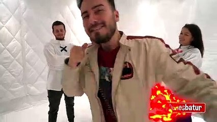 24 SAAT DELİ ODASINDA KALDIM (Bir Gün Geçirmek)