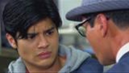 Christian, itinakwil ng kanyang sariling Ama