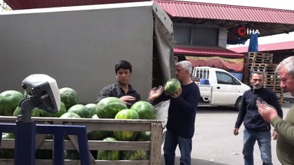 İran karpuzu yerli karpuzdan önce piyasalarda yerini aldı