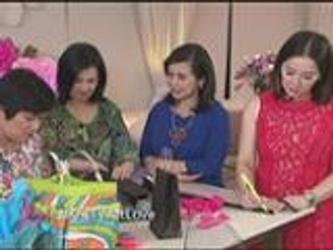 Making personalized chalk gift wrapper