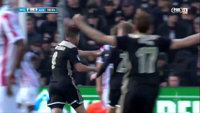 Klaas-Jan Huntelaar Goal - Willem II 0 - 2 Ajax (Full Replay)