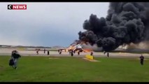 L'incendie d'un avion à l'aéroport de Moscou fait au moins un mort et plusieurs blessés
