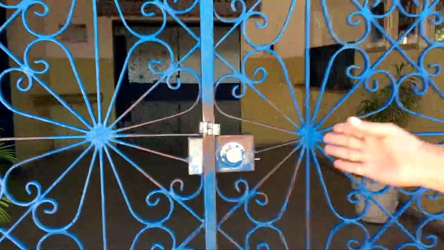 Teto de escola desaba em Pedras de Fogo