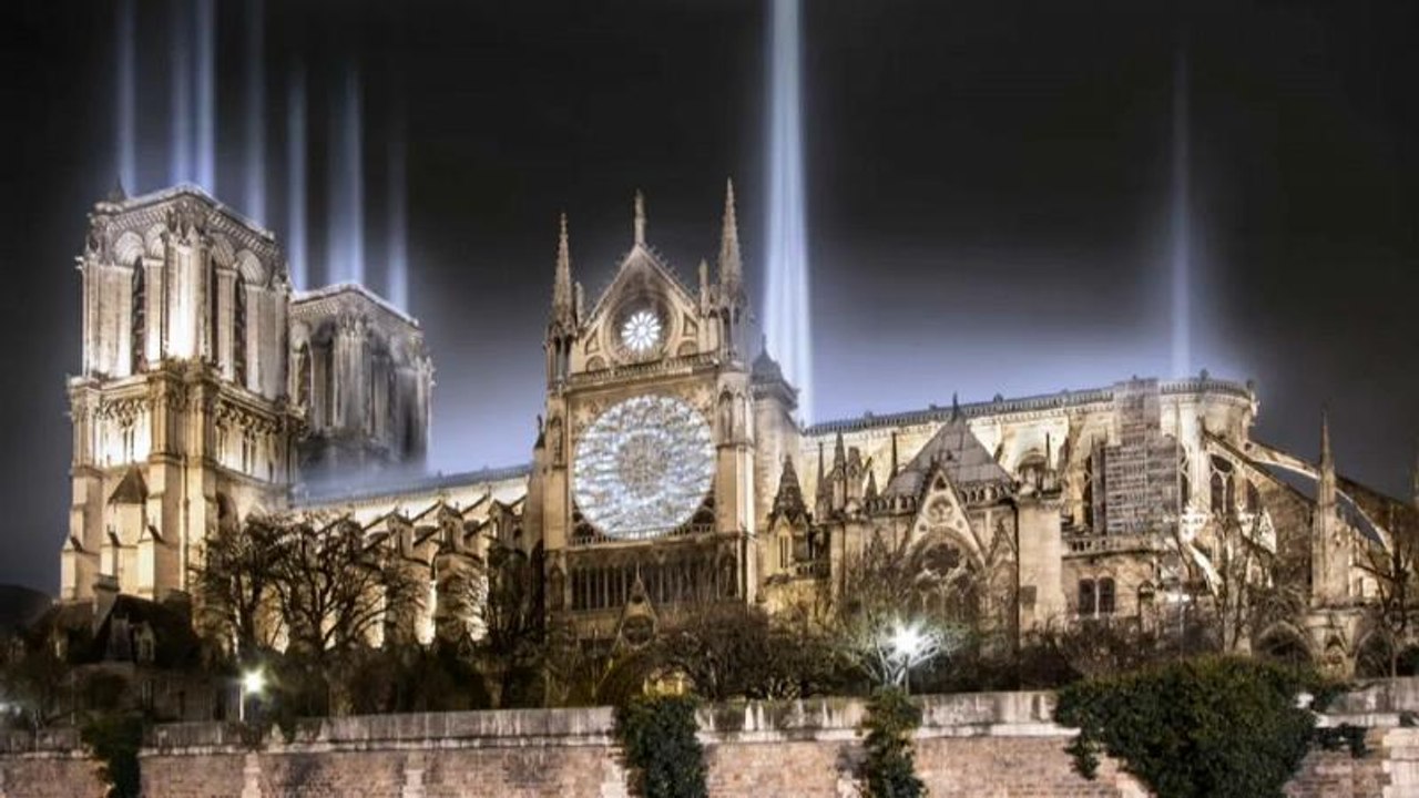 Kuriose Entwürfe für Wiederaufbau von Notre-Dame