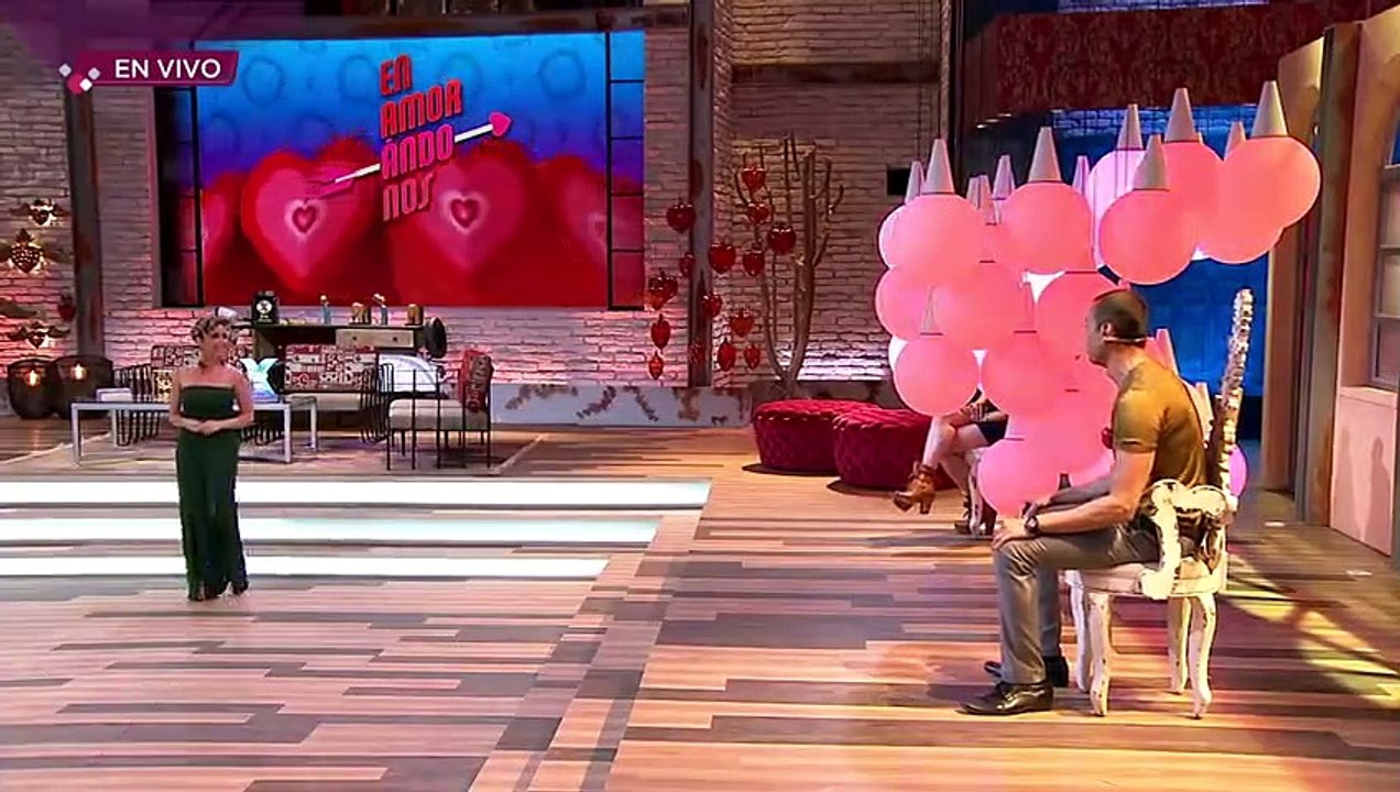 ¡Génesis está ABIERTA al amor y se nos va de cita!  Enamorandonos