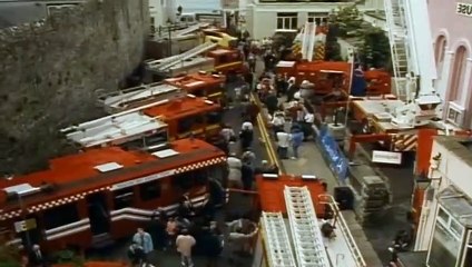 Londons Burning  S 09 E 10  Series 9 Episode 10