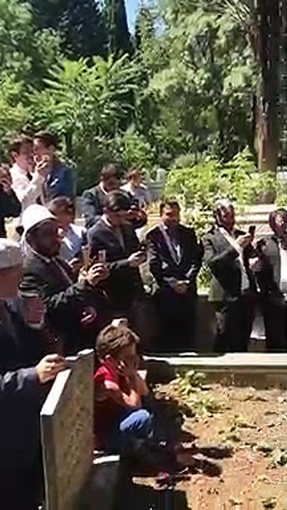 Erdogan récite le Coran