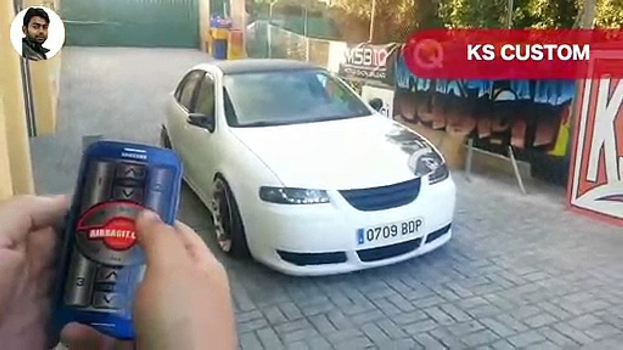 Dancing in a very nice way, seeing this car, you will also be surprised