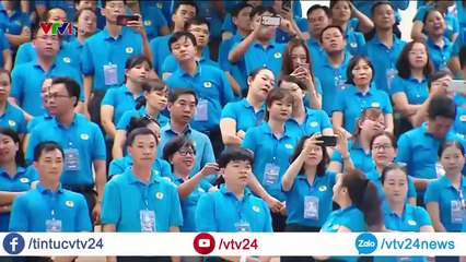 Thủ tướng Nguyễn Xuân Phúc: “Công nhân cần giảm thời gian lướt web, chơi game và ngồi cà phê”