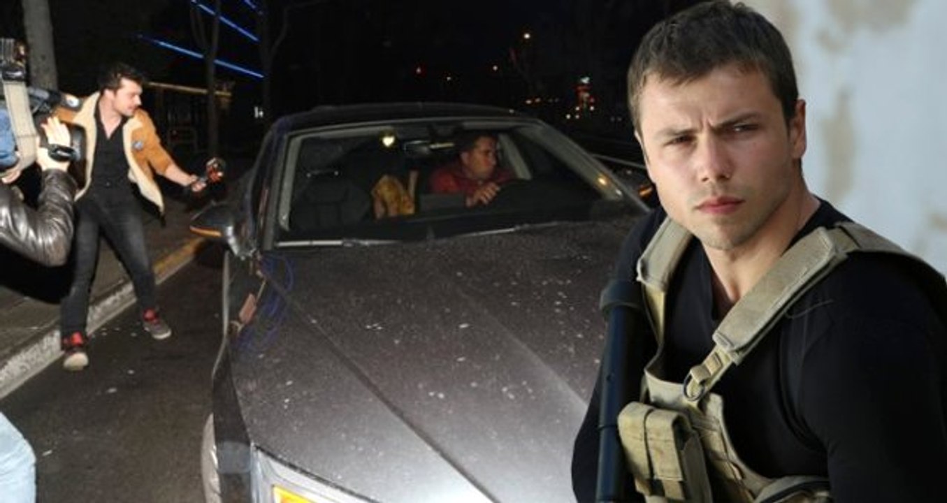 Sevgilisiyle Görüntülenmek İstemeyen Oyuncu Tolga Sarıtaş, Trafiği Birbirine Kattı