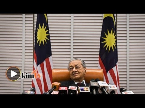 Dr M akui matrikulasi 'pintu belakang' Melayu masuk universiti