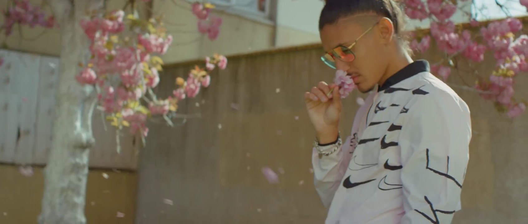 MMZ - Manolo [Clip Officiel]