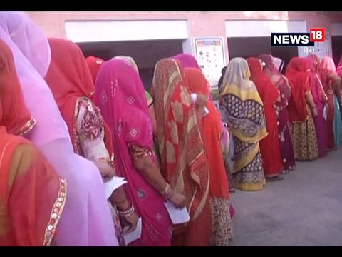 बीजेपी प्रत्याशी अर्जुन राम मेघ‌वाल ने परिवार सहित किया मतदान-Arjun Ram Meghwal with Family vote cast in bikner