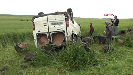 Şanlıurfa Taziyeden Dönenlerin Minibüsü Devrildi 8 Yaralı