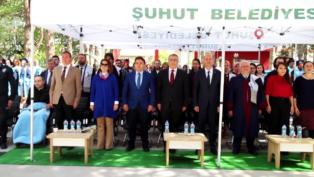 Şuhut Meslek Yüksek Okulu'nda mezuniyet coşkusu