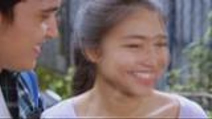 Clark, tumira muna pansamantala kina Leah