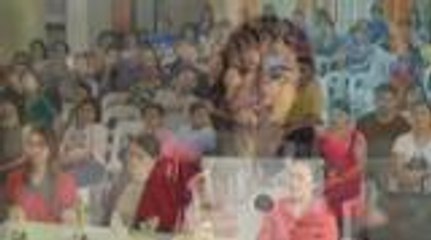 Mac Mac's father shows support to him