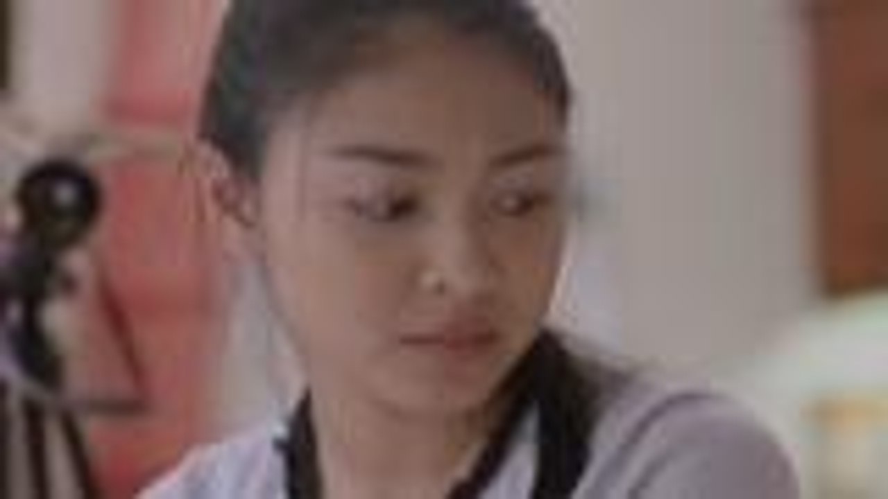 Leah, inalagaan ang may sakit na si Clark