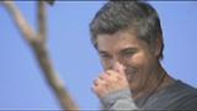 Lena, may munting regalo kay Manuel