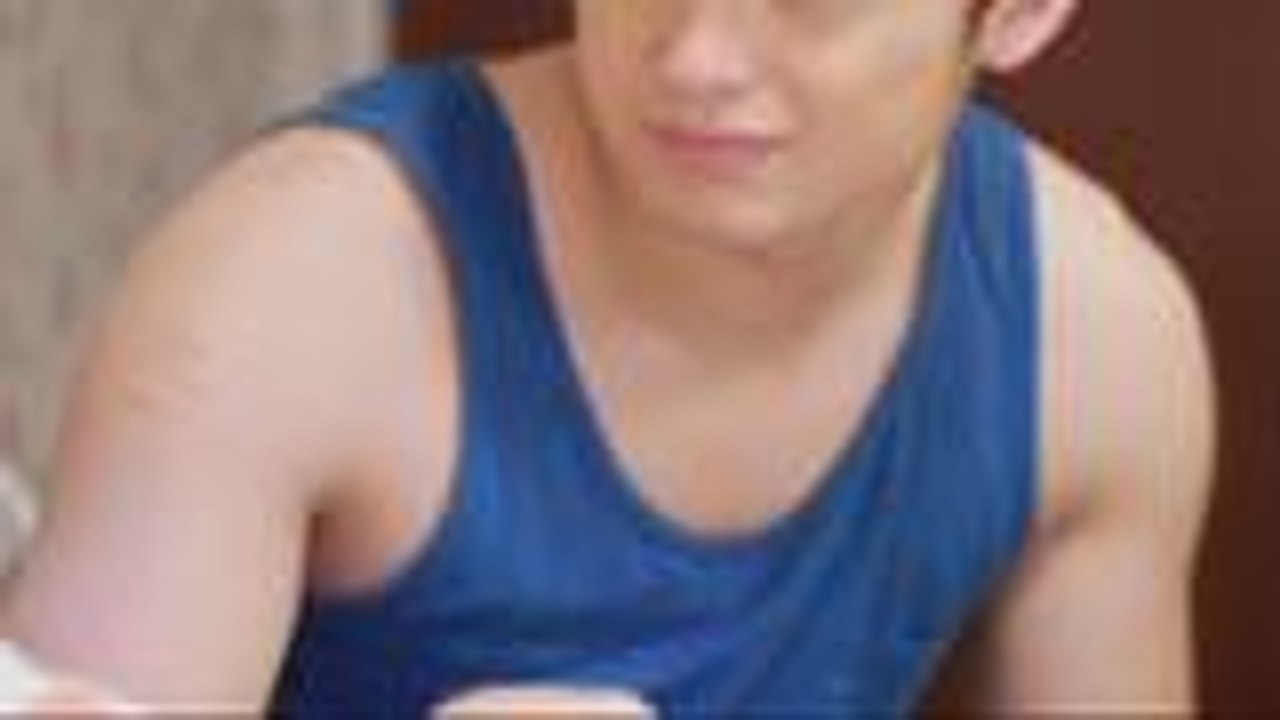 Clark, nagdesisyon na ipaglaban ang kanyang pagmamahal kay Leah