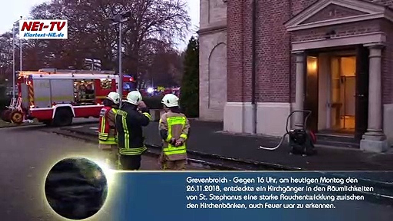 2018-11-26_Grevenbroich: Feuer in St. Stephanus - Kirchgänger verhinderte Großbrand