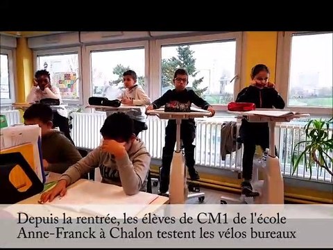 Chalon à l'école Anne Franck les élèves expérimentent les vélos bureaux