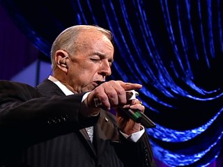 Bill & Gloria Gaither - Thanks To Calvary (I Don't Live Here Anymore)