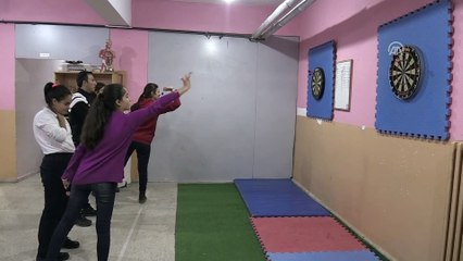 Devamsızlık yapan öğrencilerine okulu sevdirdi - ZONGULDAK