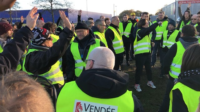 Les Gilets jaunes se mobilisent aux Flâneries